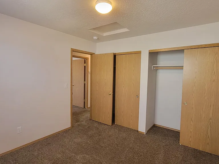 4001 Hickman St — Photo 11
