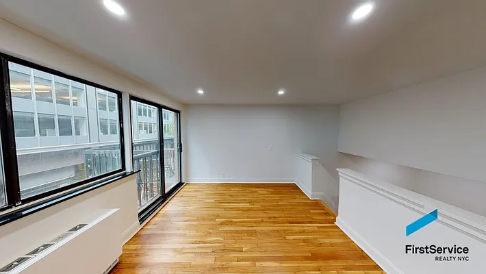 Rented by FirstService Realty (legacy) | media 10