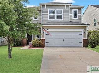 137 Lakepointe Dr, Savannah, GA 31407