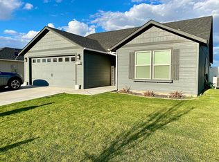 609 S Lakeland Dr, Moses Lake, WA 98837