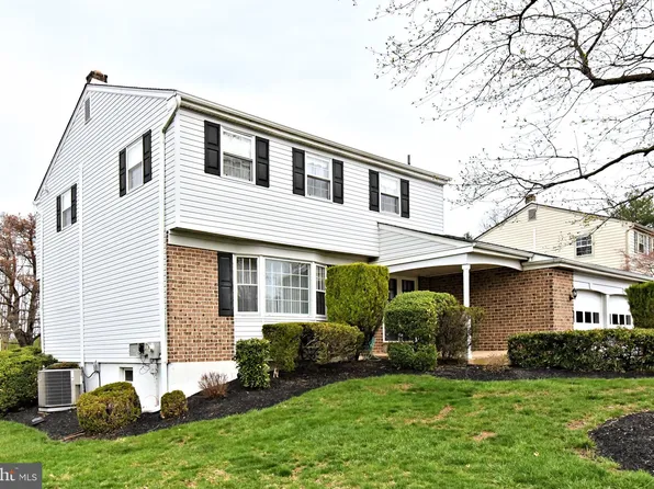 745 Champlain Dr, King Of Prussia, PA 19406
