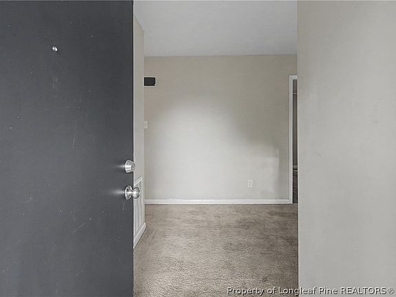 5th image of 1931 Pumpkin Rd