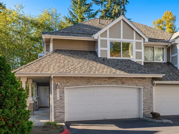 6515 SE Cougar Mountain Way #1, Bellevue, WA 98006