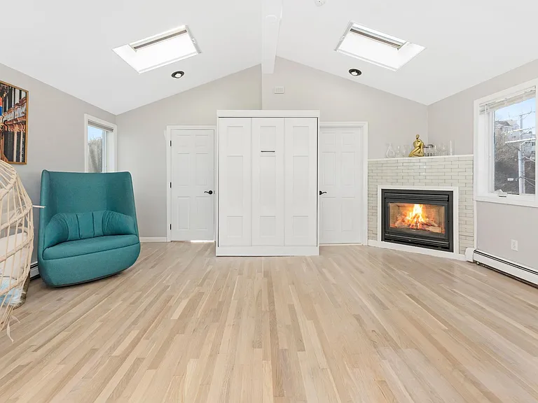278 Nantasket Ave — Photo 3