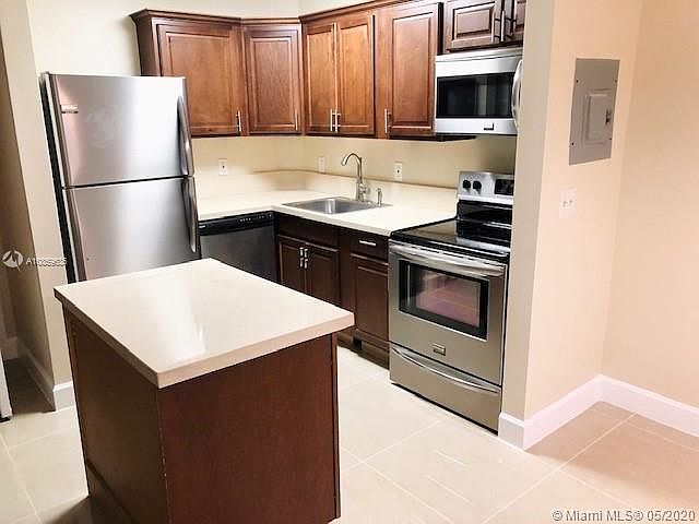 1st image of 10781 Cleary Blvd APT 204