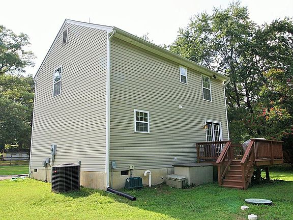 4th image of 10209 Wilson Ave