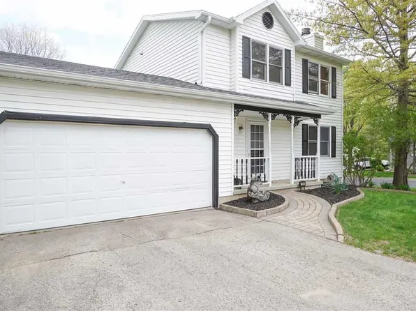7202 E Valley Ridge Dr, Madison, WI 53719