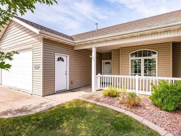 717 Laura Lane Cir, Two Harbors, MN 55616