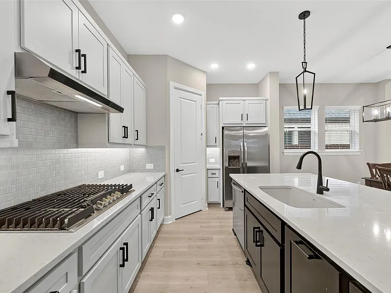 468 Harvest Moon Dr — Photo 3