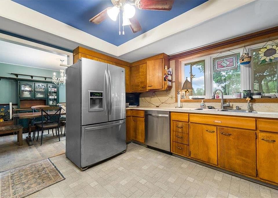 1042 Neffs Laurys Rd N, Laurys Station, PA 18059 Zillow