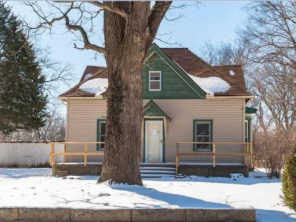161 E 8th Ave, El Dorado, KS 67042