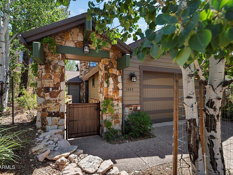 2nd image of 1523 E CASTLE HILLS Drive #43