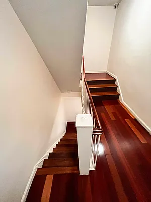 Rented by Space Real Estate | media 31