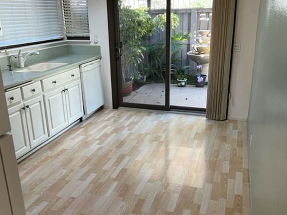 5th image of 3310 Caminito Vasto