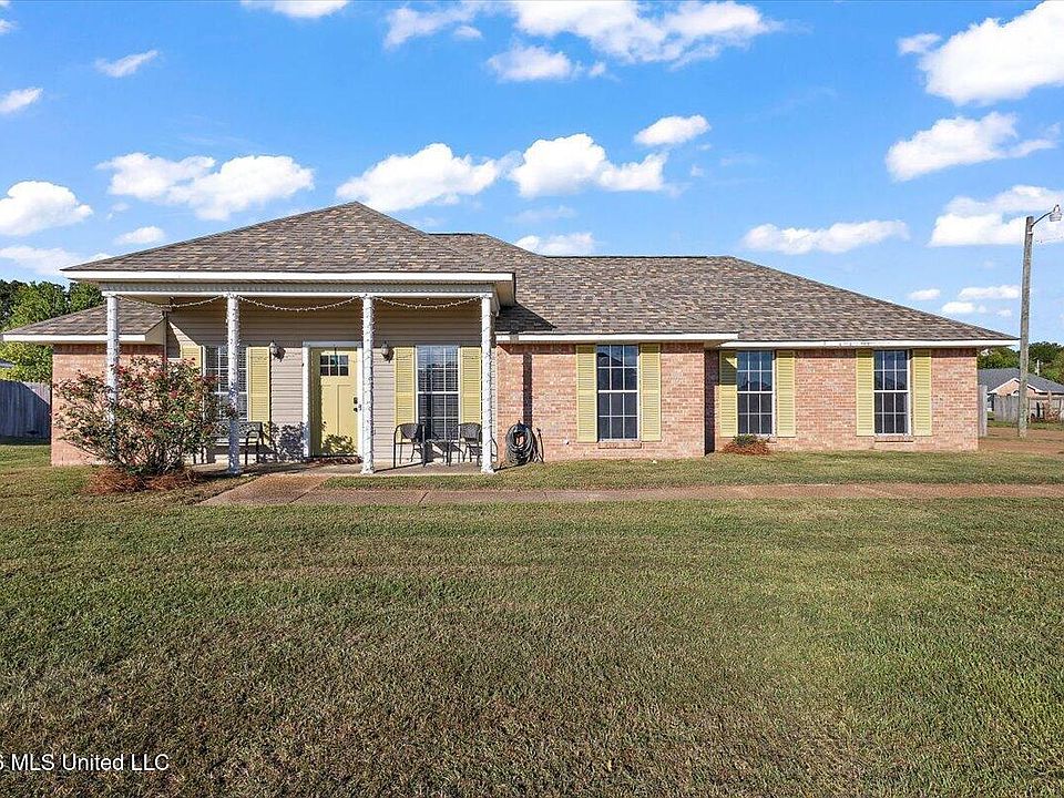 1st image of 1018 Bullrun Dr