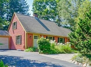 17 Oak St, Wayland, MA 01778