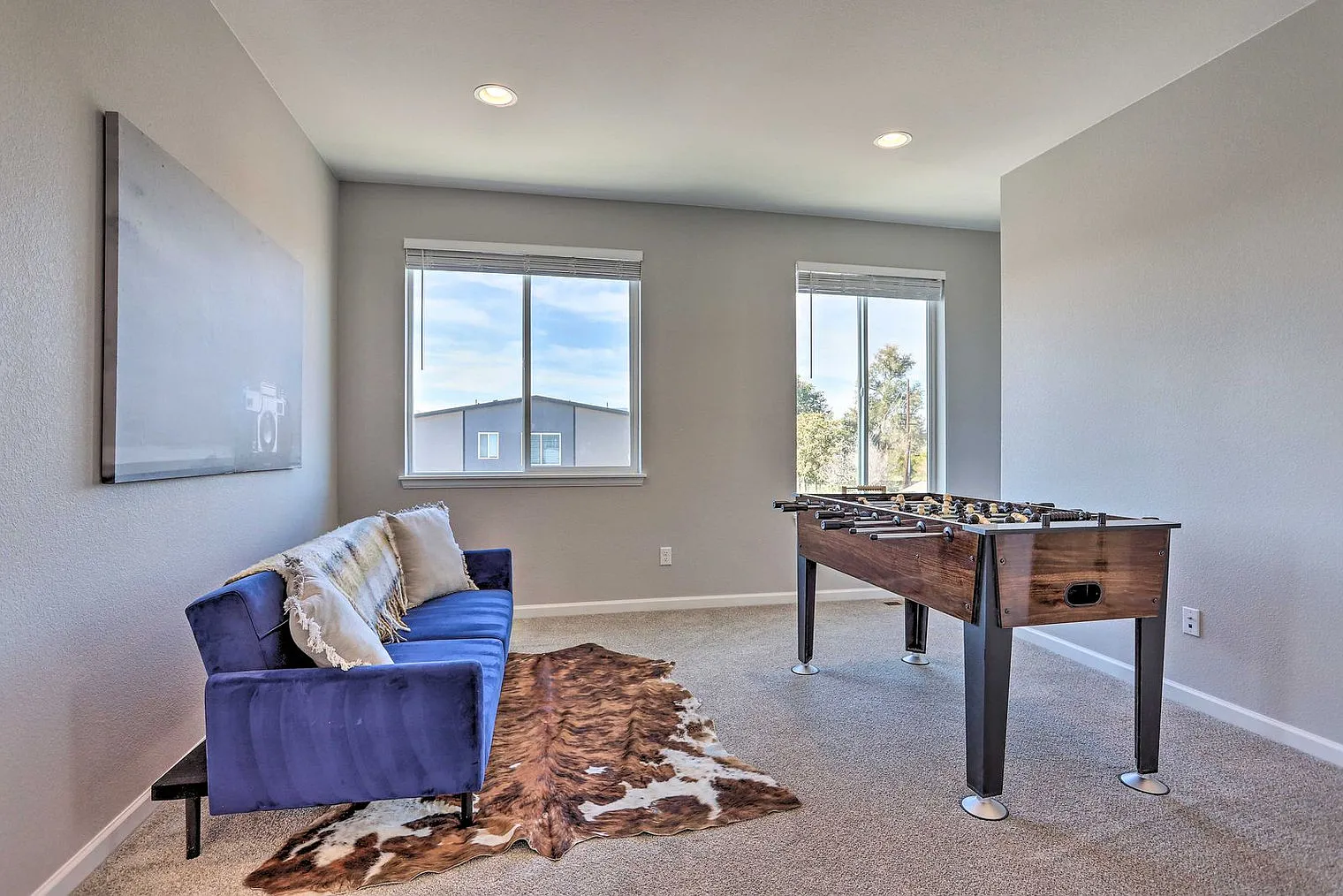 3 bed, 2.0 bath, 1732 sqft, $5,025 — Photo 3
