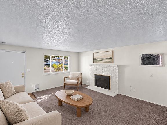 5th image of 2813 N Altamont St