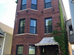 2852 N Hamlin Ave #1, Chicago, IL 60618