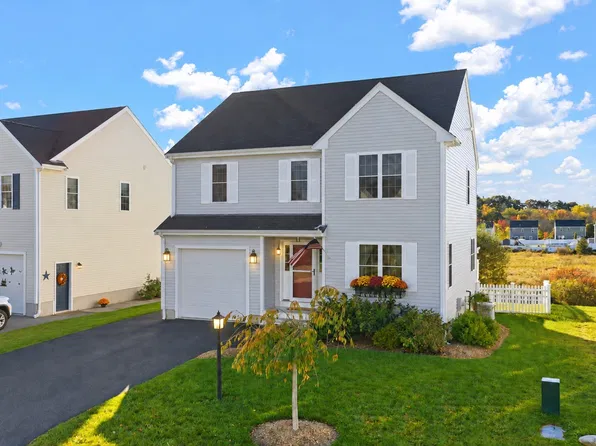 155 Prattown Ln, Bridgewater, MA 02324