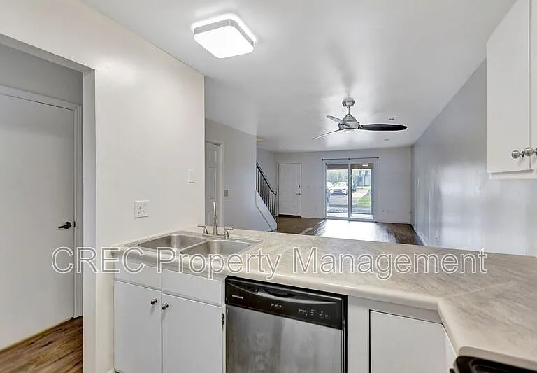 4419 Great Oak Dr — Photo 7