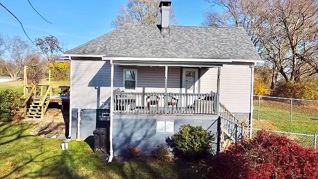 1st image of 111 Falcon Ln