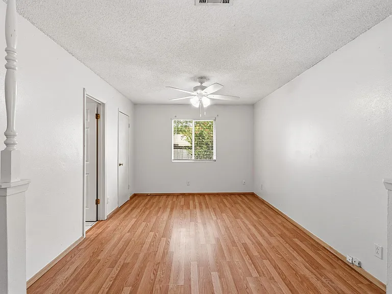 3009 Bushnell Dr — Photo 15