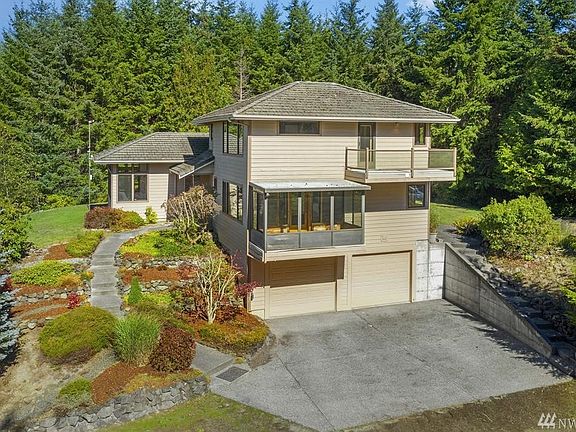 2nd image of 31018 Laughing Dog Ave NE