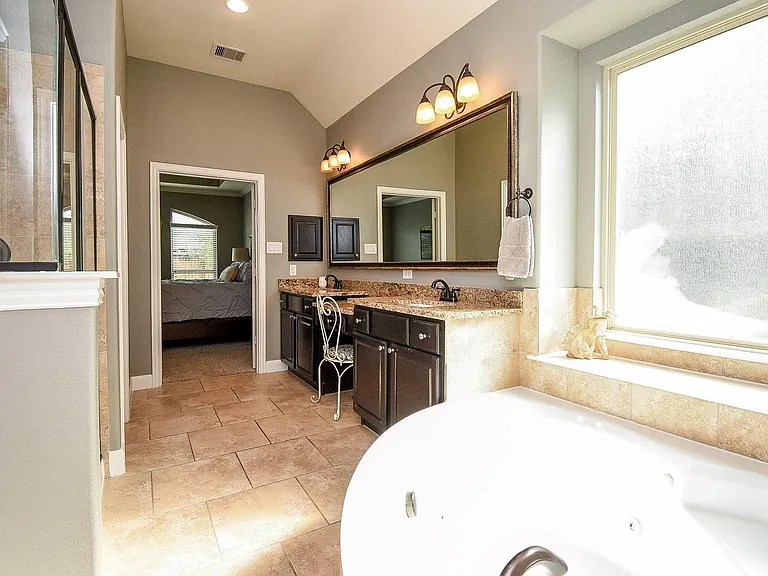 26230 Rustic Woods Ln — Photo 18