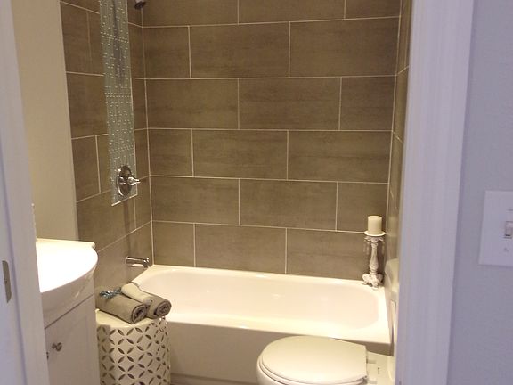 5th image of 707 N Highland Ave