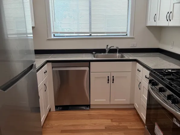 3 Partridge Ave #1, Somerville, MA 02145