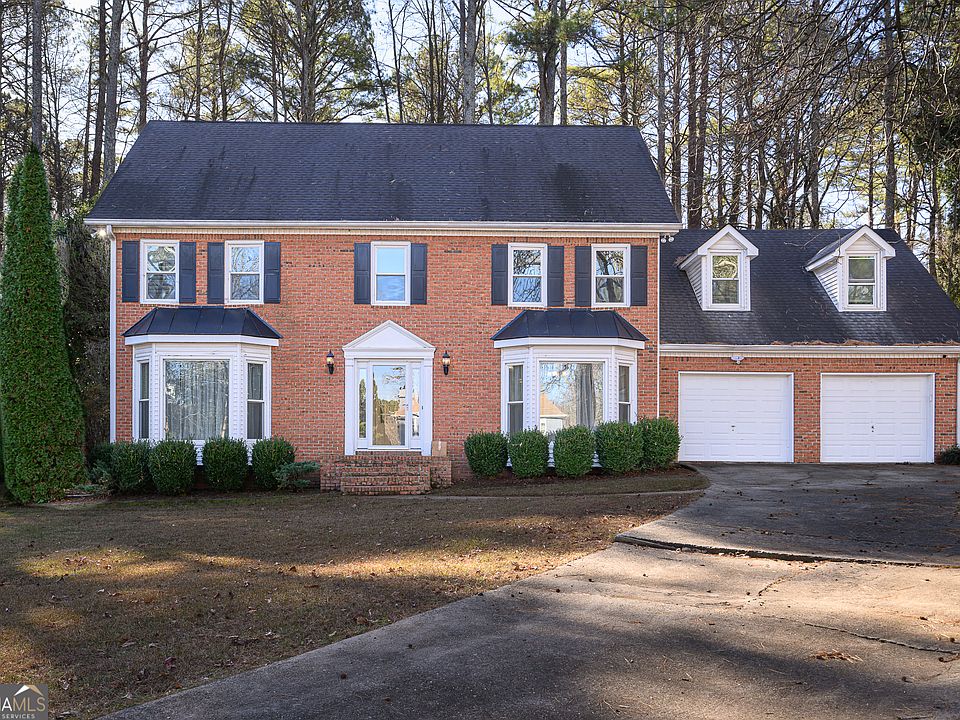 1st image of 151 N Lakeside Dr NW