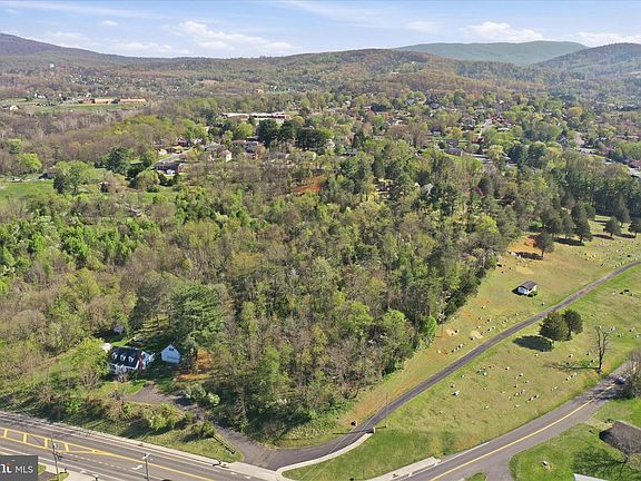3rd image of Happy Creek Rd