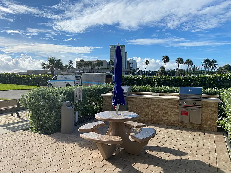 9650 S Ocean Dr — Photo 48