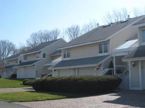 103 Centre Ln, Walpole, MA 02081