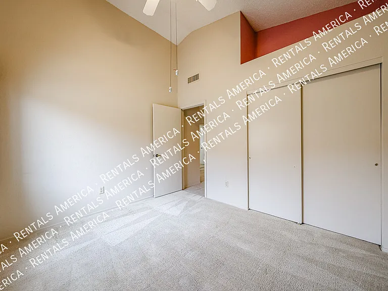 2720 Leisure World — Photo 32