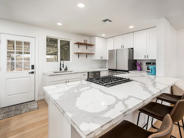 4112 N 6th Ave NW — Photo 10