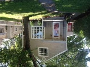 1st image of 835 Miami St