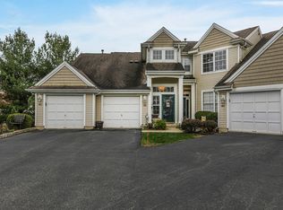 1242 Fairview Cir, Stewartsville, NJ 08886