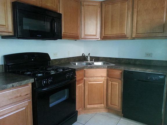 5th image of 3406 W Cortland St #1