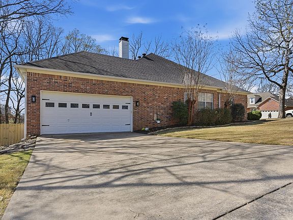 3rd image of 14620 Chambery Dr