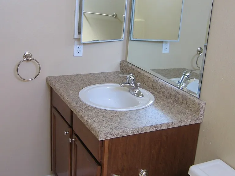 2530 Clairemont Dr #204 — Photo 5