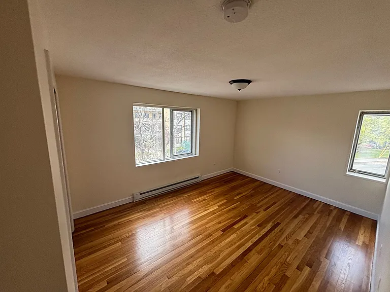 333 Main St #19 — Photo 15