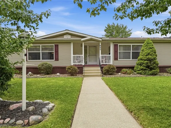 445 Pin Oak Cir, Elyria, OH 44035