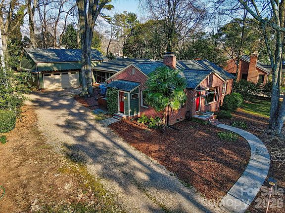 2nd image of 2905 Clover Rd