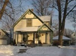 924 Pleasant St, Belding, MI 48809