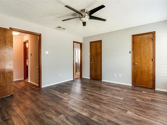 2nd image of 3801 Silver Maple Dr #3801