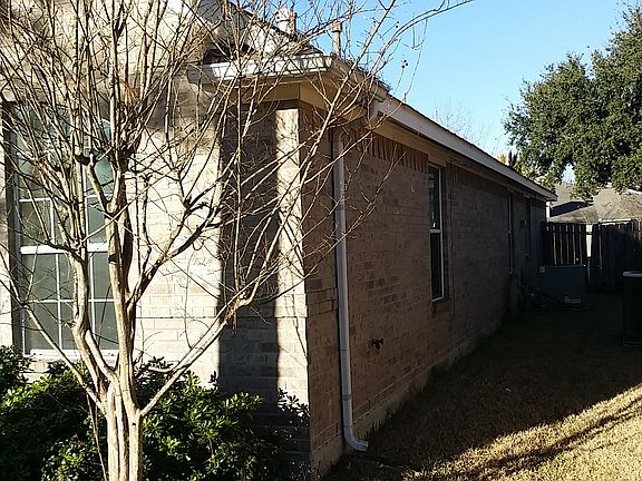2nd image of 8819 Gaslight Village Dr