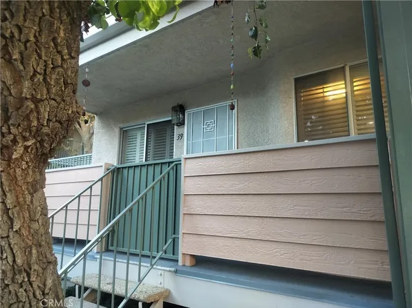 13144 Bromont Ave, Sylmar, CA 91342