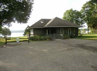 7 Apple Ln, East Jordan, MI 49727